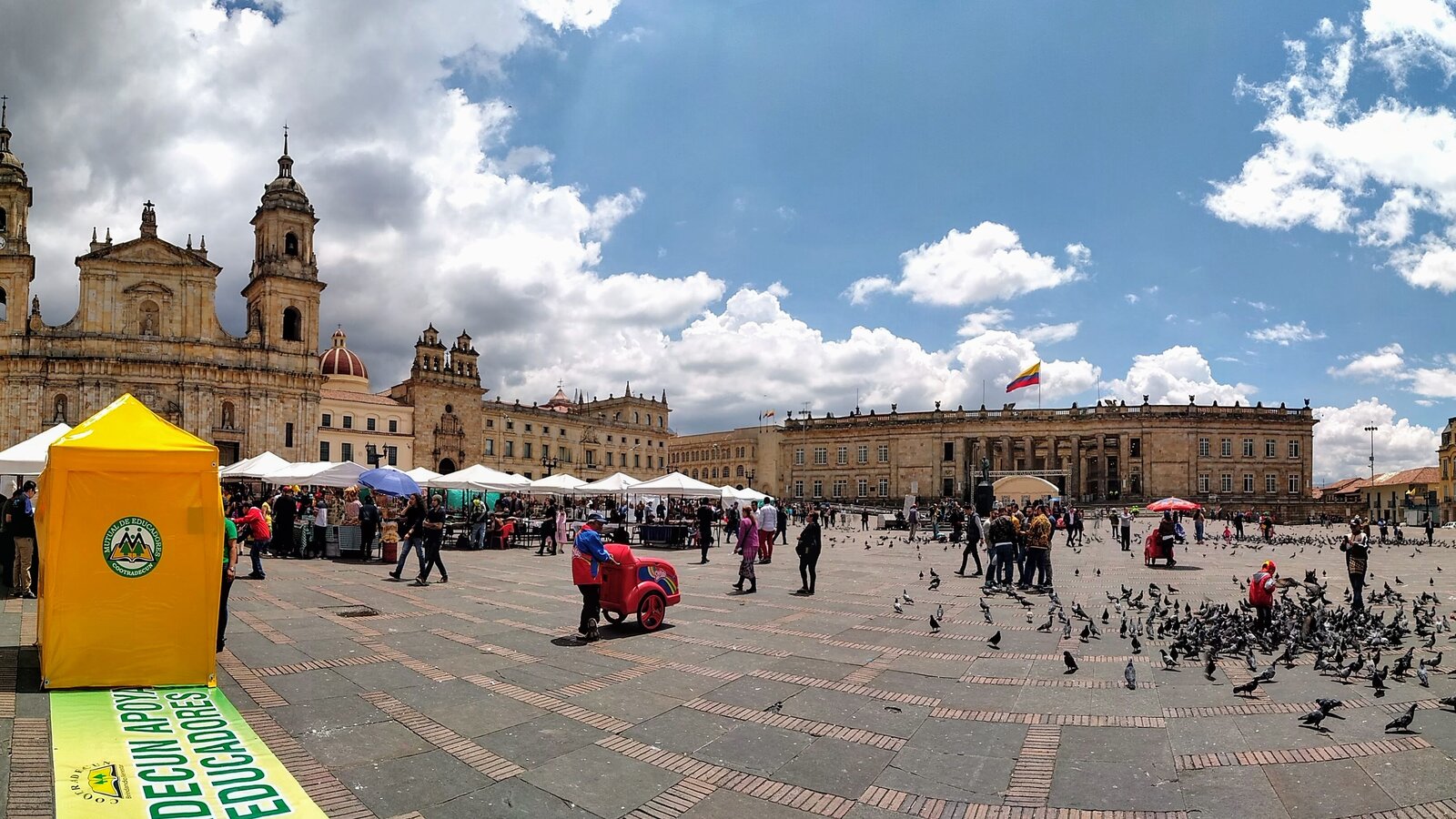 Plaza de Bolívar, Bogotá